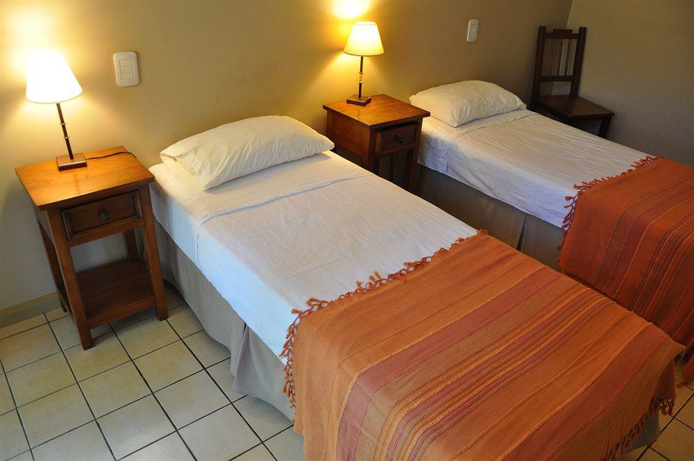 Iguazu Inn Hostel Puerto Iguazú Buitenkant foto
