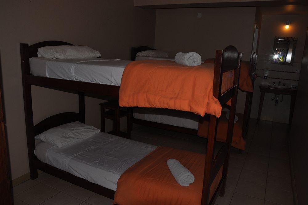 Iguazu Inn Hostel Puerto Iguazú Buitenkant foto